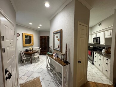 2011 Spenwick Dr unit 511, Houston, TX 77055 - photo 5