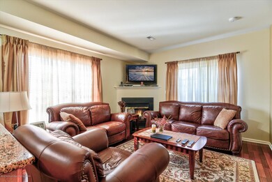 04-Living Room