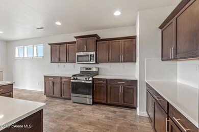 13121LovelandWay-7