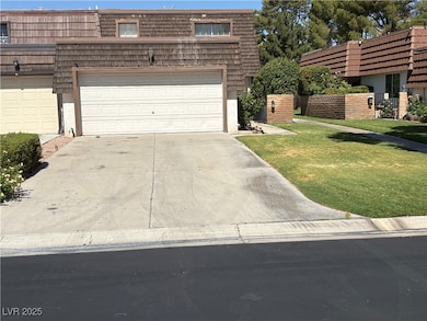 2963 Pinehurst Dr, Las Vegas, NV 89109 - photo 4