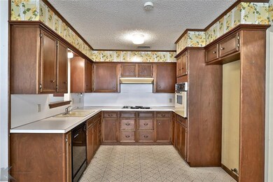 MOST EFFICIENT KITCHEN WORK SPACE
