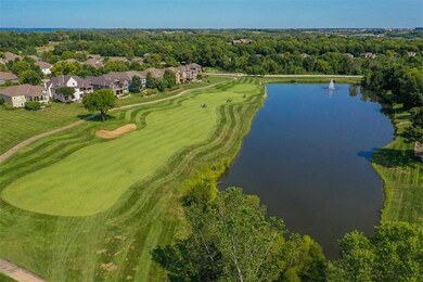 9920 Skyview Ln, Lenexa, KS 66220 - photo 3