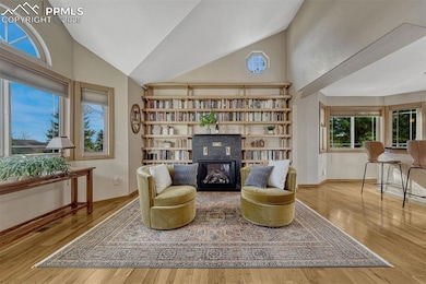 5560 Darien Way, Colorado Springs, CO 80919 - photo 2