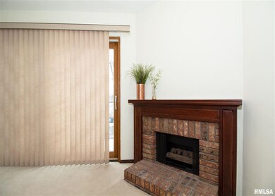 2501 26th Avenue Ct unit 1K, Rock Island, IL 61201 - photo 2
