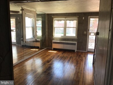 836 Dumbarton Ave, Baltimore, MD 21218 - photo 7