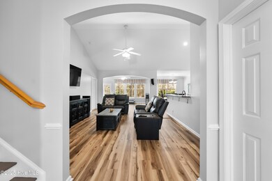 76FieldPlantersCircleCalabashNC-14