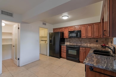 Kitchen (4)-FULL