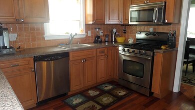 60 Arlington Rd, Kingston, PA 18704 - photo 2