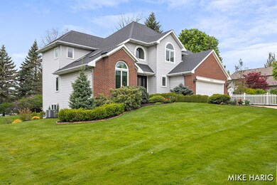 1517 Heathfield Dr NE, Grand Rapids, MI 49505 - photo 2