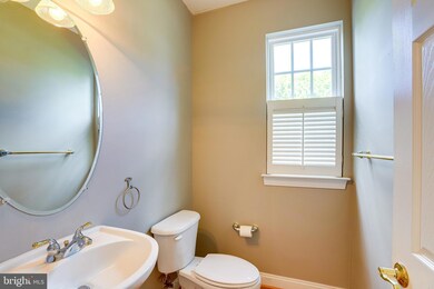 9070 Roaring Spring Loop, Bristow, VA 20136 - photo 7