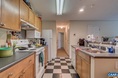 197 Yellowstone Dr unit 207, Charlottesville, VA 22903 - photo 6