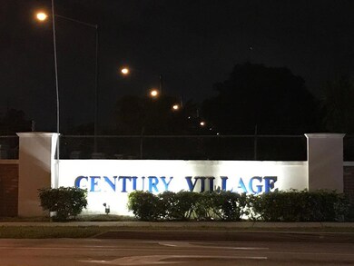 112 Greenbrier B, West Palm Beach, FL 33417 - photo 2