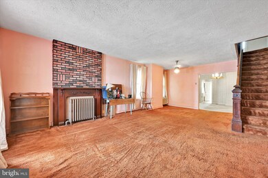 403 9th St, Upland, PA 19015 - photo 6