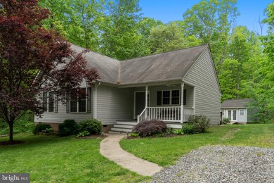 10624 Chesterwood Dr, Spotsylvania, VA 22553 - photo 3