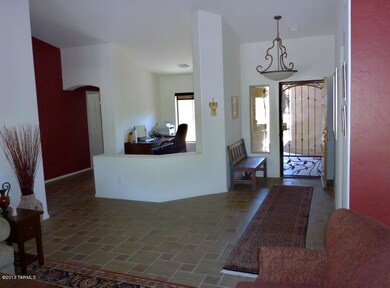 EntryWay_-_Den