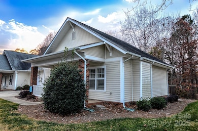 2413 Granville Place unit B, Monroe, NC 28110 - photo 3