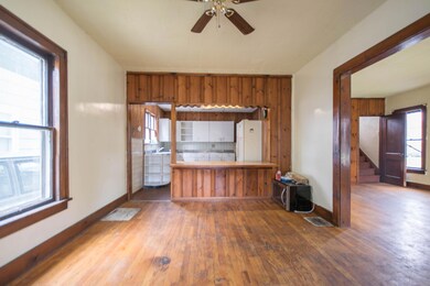 6 Dining-Kitchen
