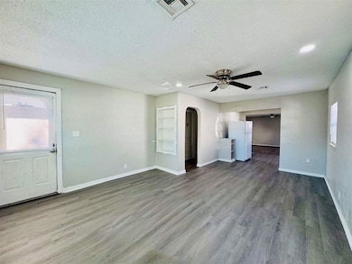 430 S Peachtree St, Ponca City, OK 74601 - photo 2