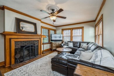 4306 Sheridan Ave, Des Moines, IA 50310 - photo 6