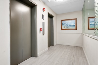 The Cliff House unit 401, Corpus Christi, TX 78401 - photo 5