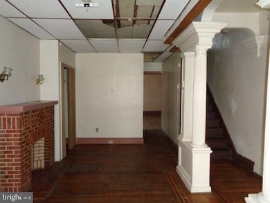 645 W Princess St, York, PA 17401 - photo 3