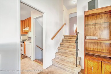 05-FOYER