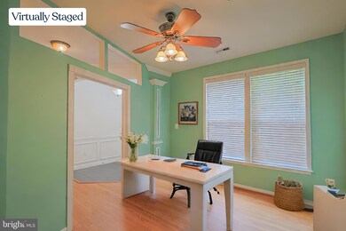 9833 Darcy Forest Dr, Silver Spring, MD 20910 - photo 7