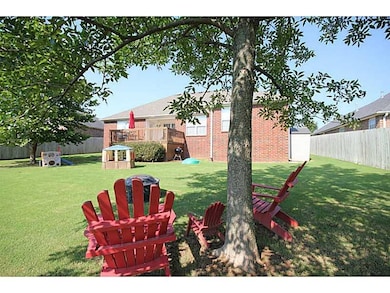 507 SW Duke Ave, Bentonville, AR 72712 - photo 2