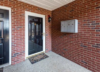 171 Central Blvd, Mount Washington, KY 40047 - photo 2