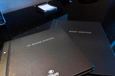 Hilton Hotel room (3)