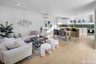 6014 35th Ave NE, Seattle, WA 98115 - photo 2