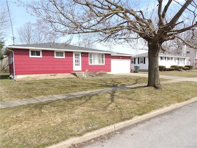 760 Castlebar Dr, North Tonawanda, NY 14120 - photo 4