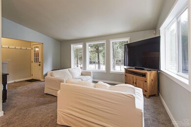 16881 Indio Rd, Bend, OR 97707 - photo 2