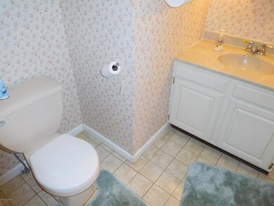 2152 Eagle Path, Bushkill, PA 18324 - photo 7