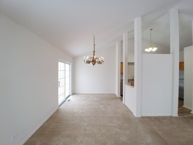 331 Emerald Ln unit 41, Algonquin, IL 60102 - photo 2