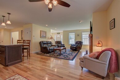 199 Walton Rd unit B, Seabrook, NH 03874 - photo 6