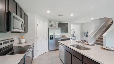 35725 Durand Ct, Zephyrhills, FL 33541 - photo 5