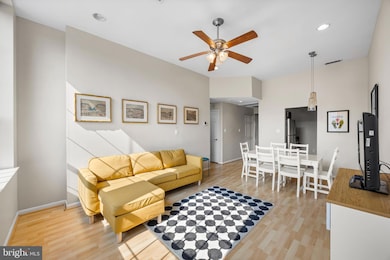 1011 Hunter St unit F4, Baltimore, MD 21202 - photo 4