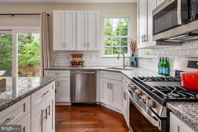 6524 Hazel Thicket Dr, Columbia, MD 21044 - photo 7