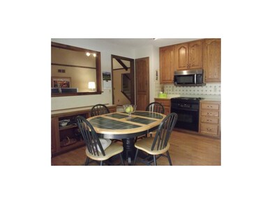 10011 Caenen Dr, Lenexa, KS 66215 - photo 6