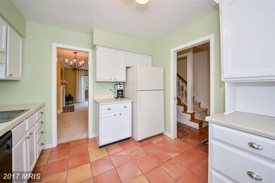 3723A Madison Ln, Falls Church, VA 22041 - photo 5