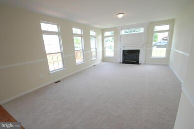 17516 Magma Ct, Hagerstown, MD 21740 - photo 5