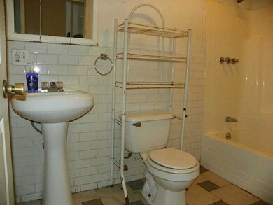 706 Dyer Ave, Cranston, RI 02920 - photo 5