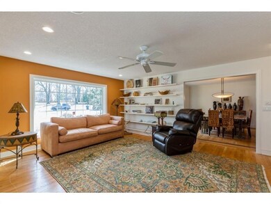 5154 Lower Beaver Rd, Des Moines, IA 50310 - photo 4