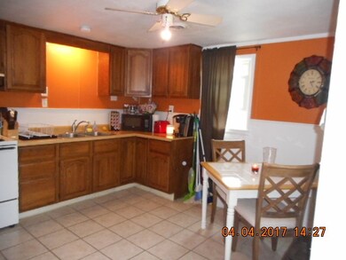 1712 N Buckles St, Muncie, IN 47303 - photo 3