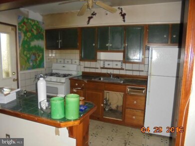 1418 Stonewood Rd, Baltimore, MD 21239 - photo 4