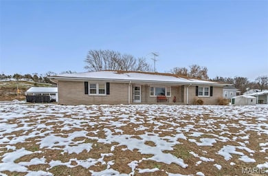 608 Bottom St, Pleasant Hill, IL 62366 - photo 7