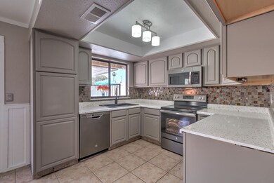 1638 W Naranja Ave-7