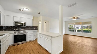 525 Matterhorn Rd, Jacksonville, FL 32216 - photo 7