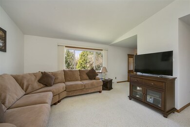 384 Pagelow Rd, Brooklyn, WI 53521 - photo 3